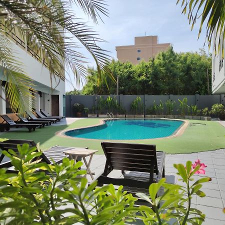 The Chanthong Residence And Hotel Pattaya Ngoại thất bức ảnh